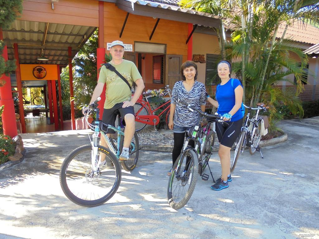 Swiss Ticino Guesthouse & Restaurant Mae Wang Buitenkant foto