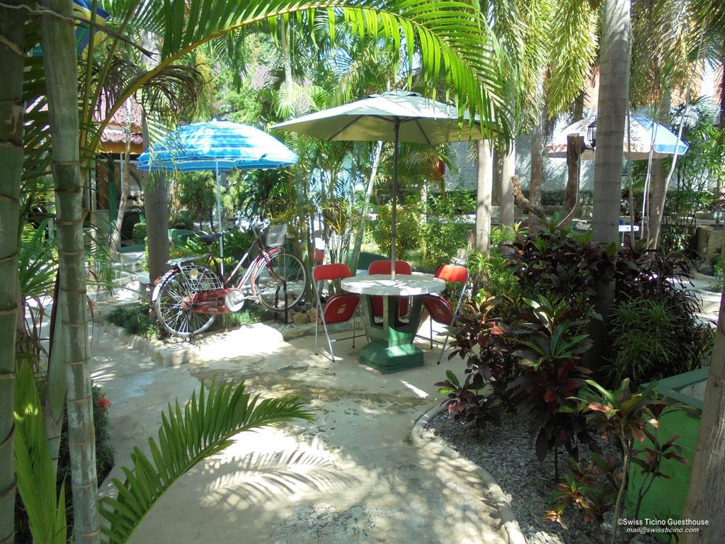 Swiss Ticino Guesthouse & Restaurant Mae Wang Buitenkant foto