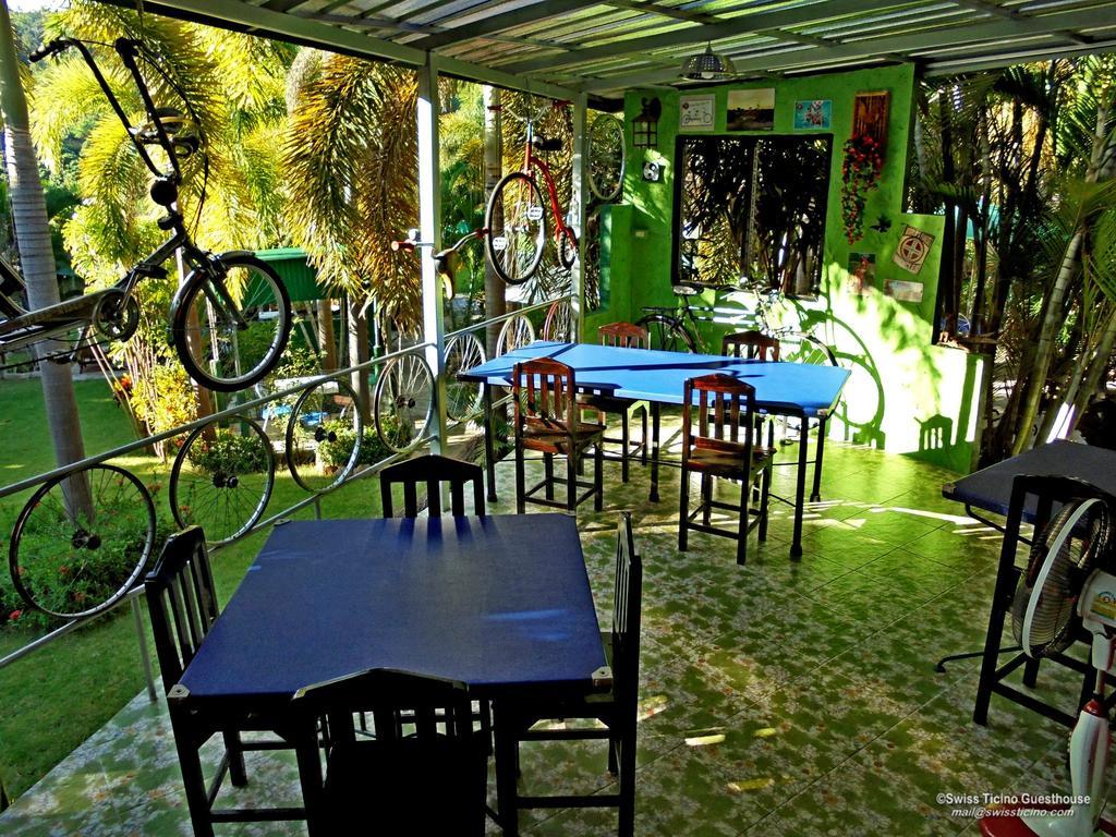 Swiss Ticino Guesthouse & Restaurant Mae Wang Buitenkant foto
