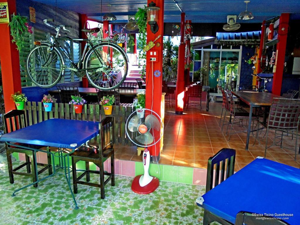 Swiss Ticino Guesthouse & Restaurant Mae Wang Buitenkant foto