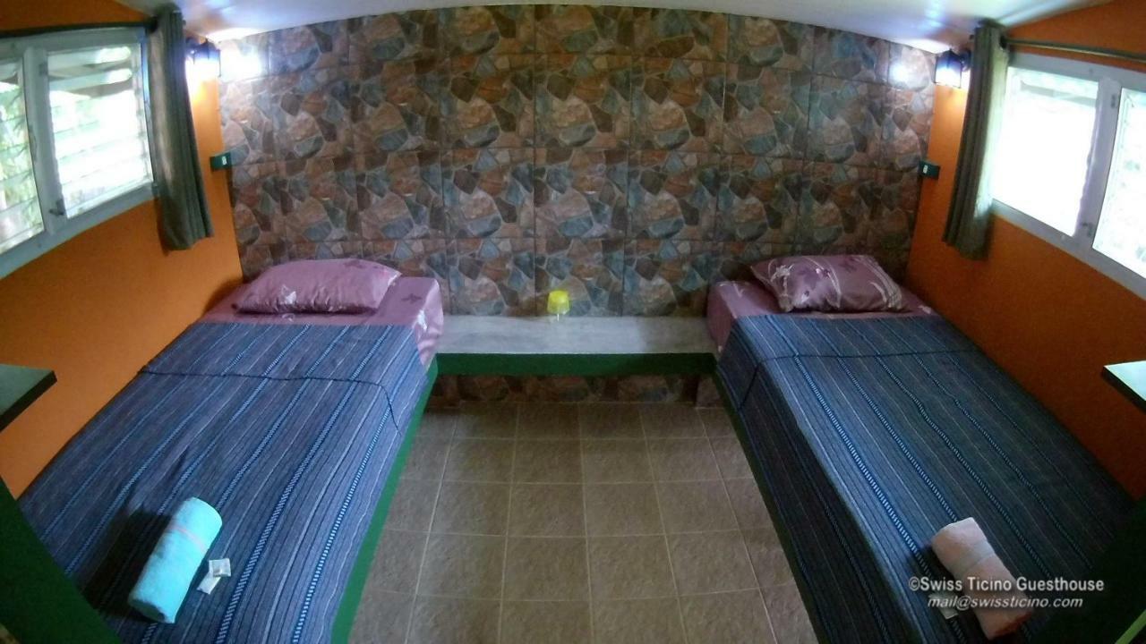 Swiss Ticino Guesthouse & Restaurant Mae Wang Buitenkant foto
